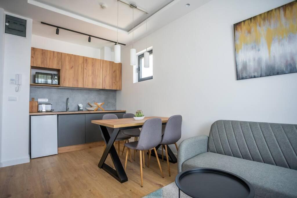 The Boy Next Door Apartment Beograd Bagian luar foto