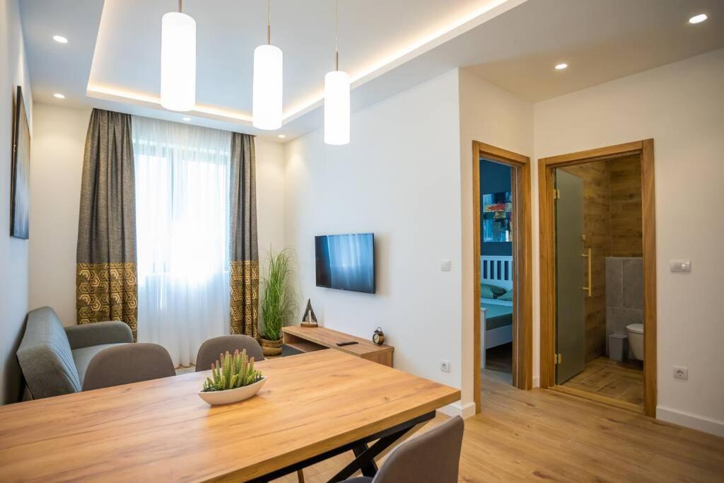 The Boy Next Door Apartment Beograd Bagian luar foto