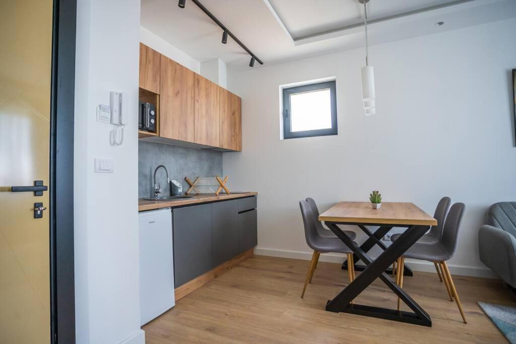 The Boy Next Door Apartment Beograd Bagian luar foto